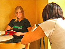 Die Literatin wird fotografiert