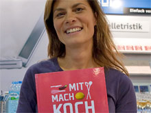 Sarah Wiener hat die Patenschaft für das Buch übernommen (Foto: BoD)