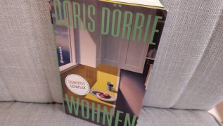 Hier wohnt eine schreibende Frau - Bücher über Orte zum Wohnen und Arbeiten