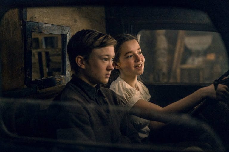 White Bird: Zum Kinostart verlosen wir Bücher und Kinotickets