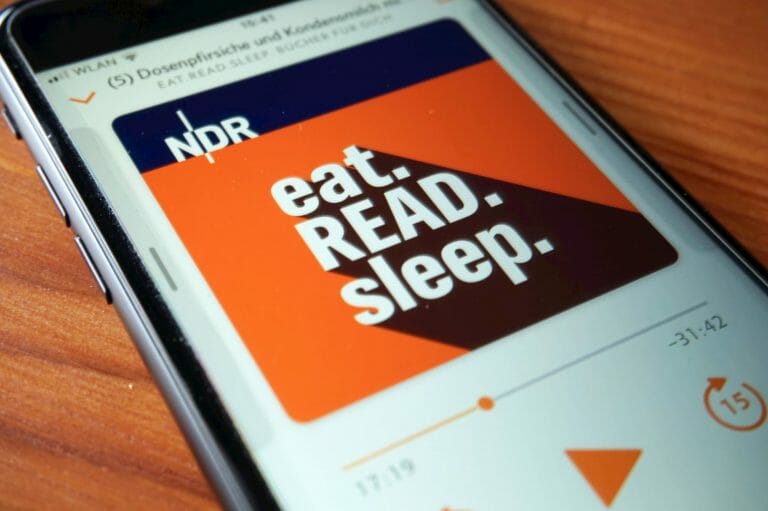 eat.READ.sleep. – Ein Gespräch mit den Machern des NDR-Bücherpodcasts