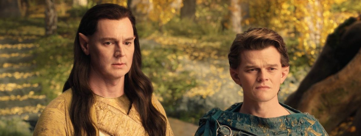 Hauptsache die Haare schön: Benjamin Walker als High King Gil-galad und Robert Aramayo als Elrond (Foto: Amazon Prime)
