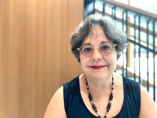 Literaricum 2024: Elisabeth Bronfen über die Lolita-Verfilmungen: »Keine hätte es geben müssen«