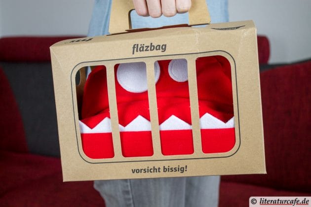 Fläzbag hinter Gitter