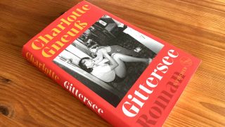 Hörtipp: Zwei Autoren, eine Debütantin – Deutschlandfunk über Macht im Literaturbetrieb am Beispiel »Gittersee«