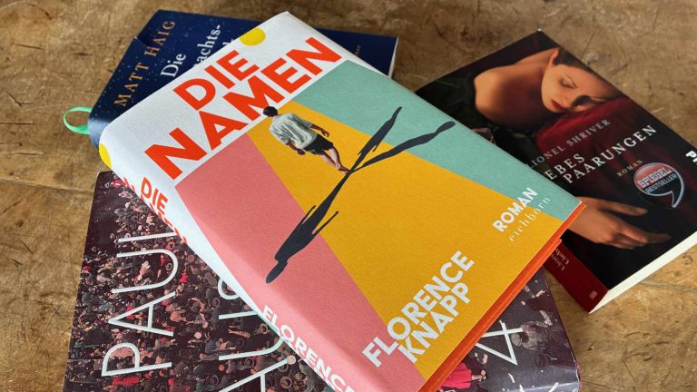 Andere Entscheidungen, andere Leben: »Die Namen« von Florence Knapp und vier weitere Romane über das, was hätte sein können