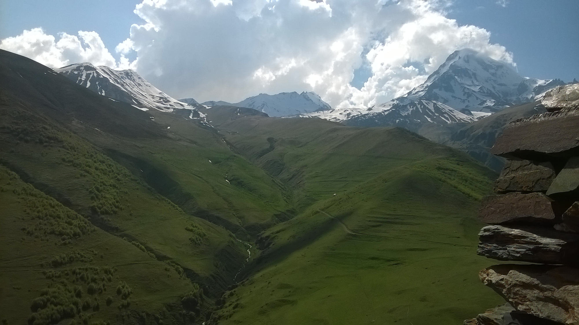 Ziel vieler Kaukasus-Wanderer: Der Kazbek mit 5047m