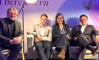 Diskussion: Schreibt das Buch bald die KI? - Wie Verlage mit künstlicher Intelligenz umgehen