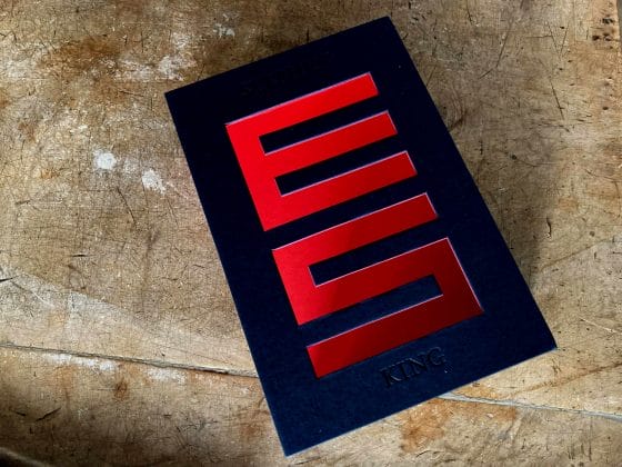 Der leere Schuber von und mit ES.