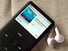 »Alle sieben Wellen« von Daniel Glattauer als Podcast