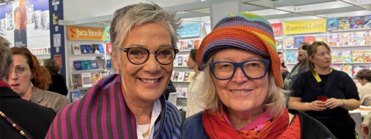 Die scheidende Vorsteherin des Börsenvereins des Deutschen Buchhandels Karin Schmidt-Friderichs und Barbara Fellgiebel