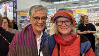 Buchmesseimpressionen 2025 von Barbara Fellgiebel: Anstrengender Genuss