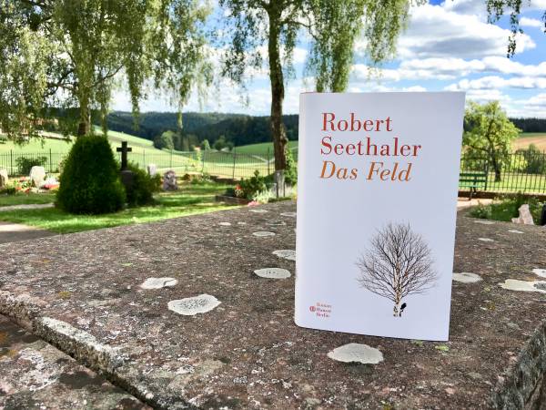 Robert Seethaler: Das Feld – einheitlich bestellt