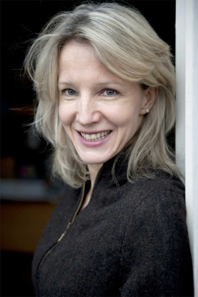 Simone Regina Adams: »Schreiben lernen heißt Zuhören lernen«