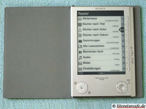 Der SONY-PRS-505-Reader aufgeklappt