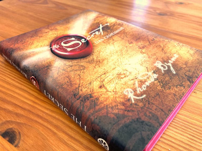 The Secret: Das Hochglanzbuch des positiven Denkens