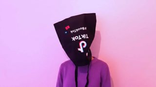 BookTok und Bucherfolg - Ist die rosarote Welt bald am Ende?