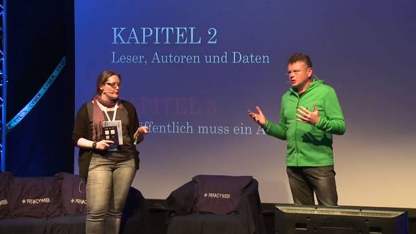 Klaudia Zotzmann-Koch und Wolfgang Tischer beim Vortrag auf der PrivacyWeek in Wien