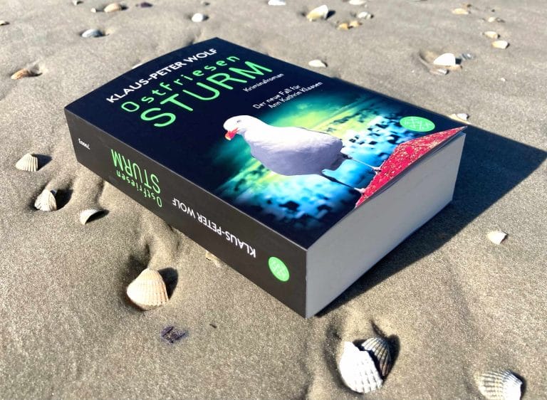 Lektüre im Norden: »Ostfriesensturm« von Klaus-Peter Wolf