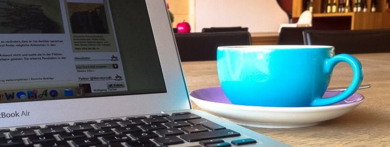 Wissenschaftlich erwiesen: Café-Klang macht kreativ